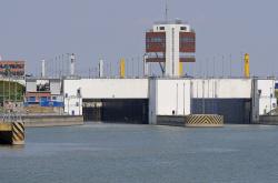 探索中联重科股吧，投资者的交流乐园