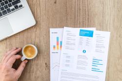 什么是基金的净值？一文读懂基金净值的定义、计算与投资决策指南