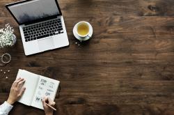 嘉实300基金投资全攻略：轻松查询净值、掌握长期持有与定投秘诀，稳健收益不踩坑