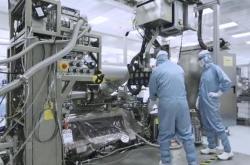 突传噩耗！荷兰光刻机巨头阿斯麦创始人去世，享年岁！阿斯麦最新动态