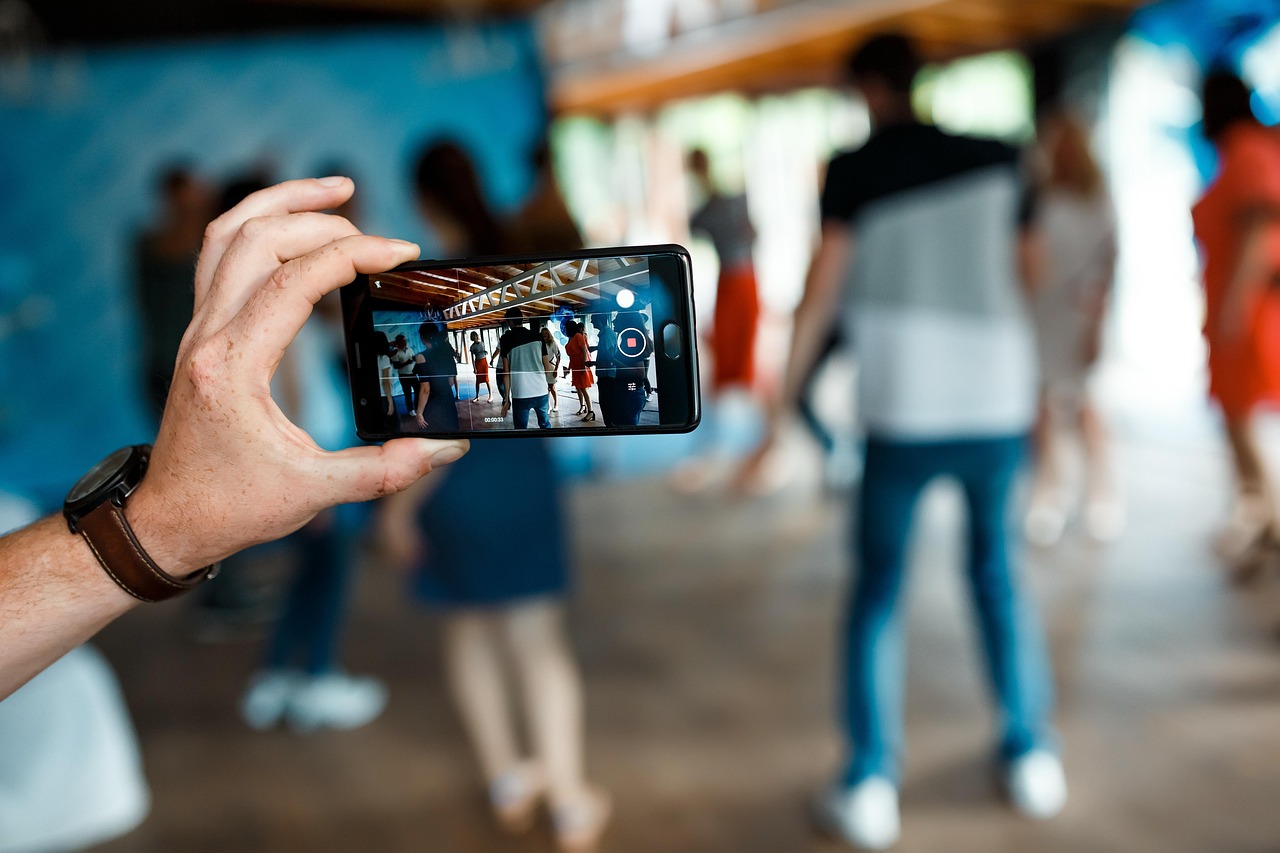 美股交易平台全解析，选择适合您的投资工具