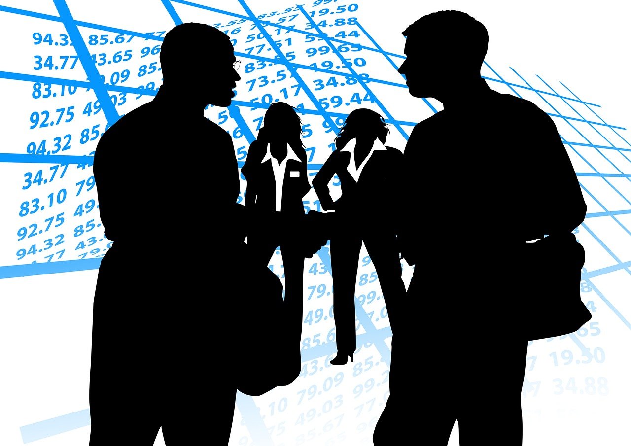 深入解析，股票动态PE的含义及其对投资者的指导价值