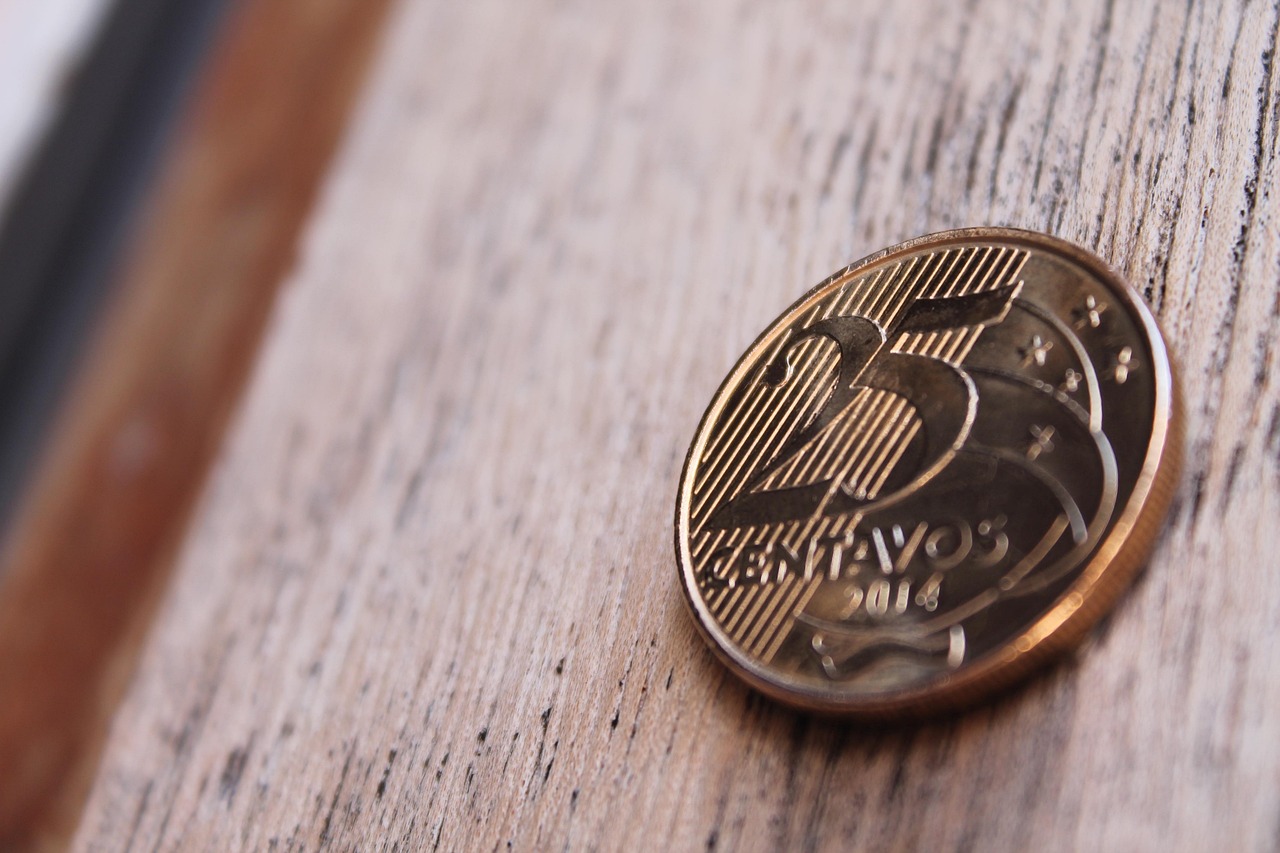 探索观信财经，您的财务指南针