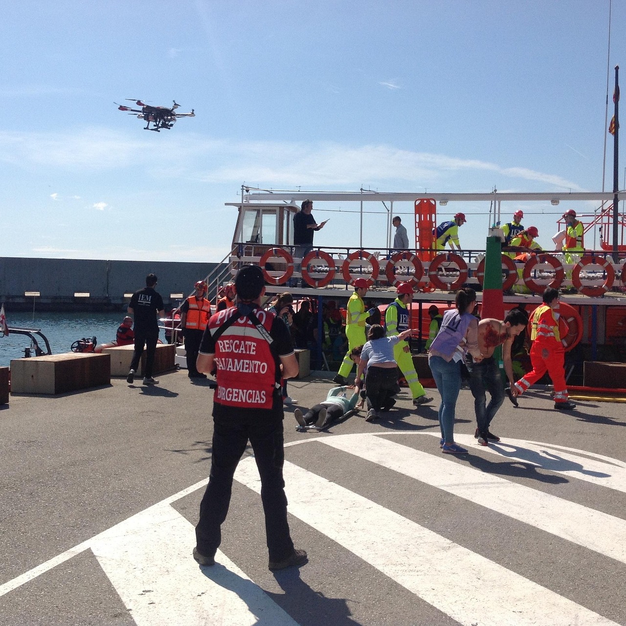 探索上海拥军优属基金会的公益力量，为军人及家庭筑起爱的港湾