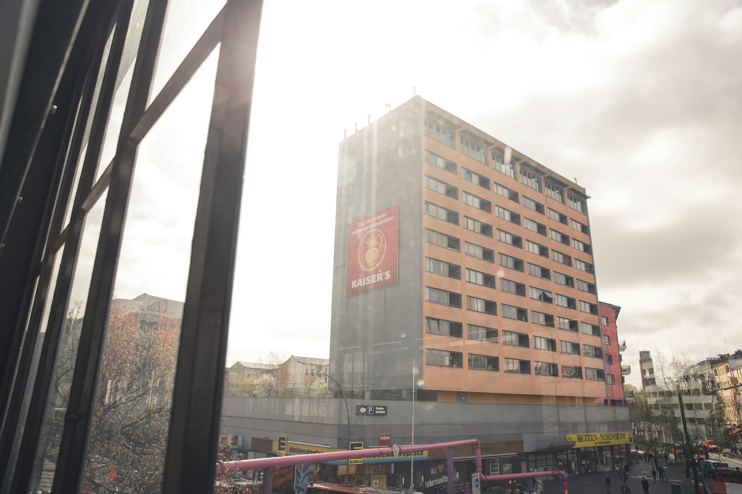 联想公益基金会,科技之光,温暖人心