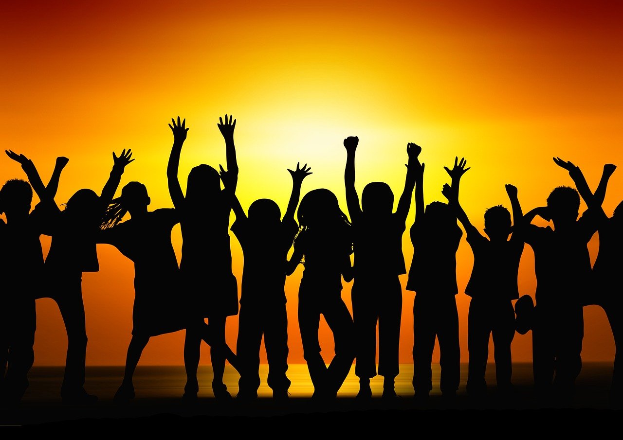 成立基金会,为爱筑基,共创美好未来 成立基金会,为爱筑基,共创美好未来